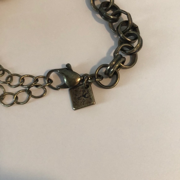 T & R gorgeous statement necklace - Picture 2 of 3